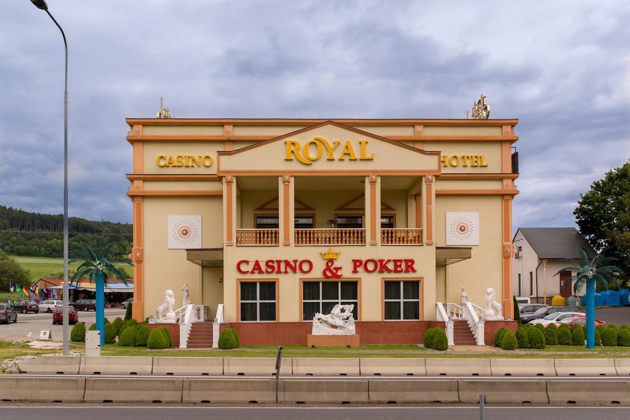 Casino & Hotel Royal Ceska Kubice Exterior photo