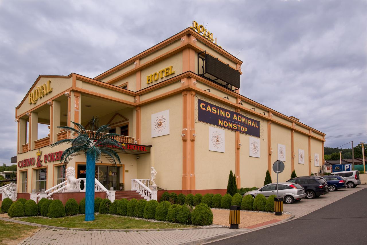 Casino & Hotel Royal Ceska Kubice Exterior photo