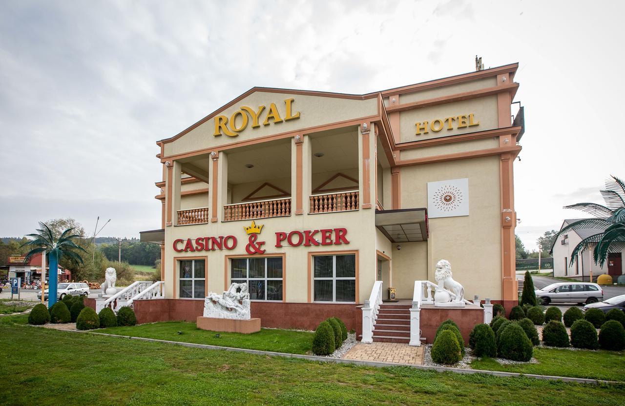 Casino & Hotel Royal Ceska Kubice Exterior photo